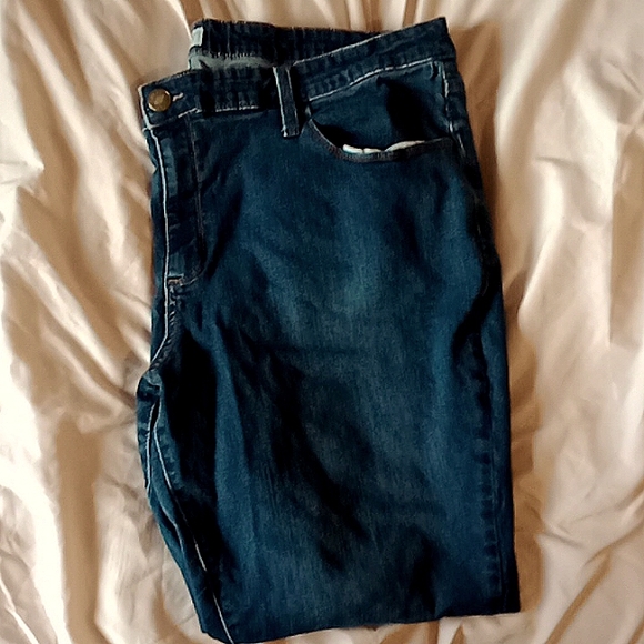 Jeans - Picture 2 of 2